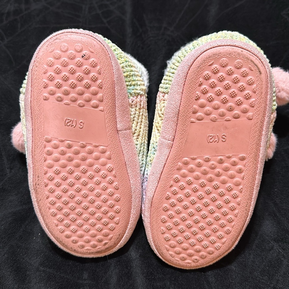Girls Rainbow Boot Slipper, Small (12T) - Picture 4 of 5